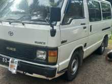 Toyota LH61 V 1988 Van