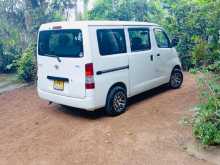 https://riyasewana.com/uploads/toyota-toyota-lite-5214148193.jpg