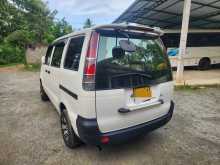 https://riyasewana.com/uploads/toyota-toyota-noah-2003-2517591912452.jpg