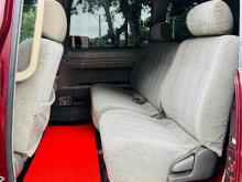 https://riyasewana.com/uploads/toyota-toyota-noah-27720146656.jpg
