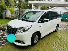 Toyota Noah 2014 Van