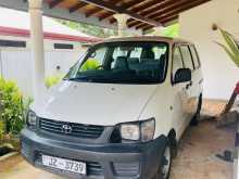 Toyota Noah CR42 2000 Van