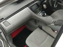 https://riyasewana.com/uploads/toyota-toyota-pirus-71716456494.jpg
