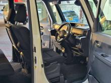 https://riyasewana.com/uploads/toyota-toyota-pixis-11708126166.jpg