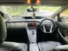 https://riyasewana.com/uploads/toyota-toyota-prius-1012362022683.jpg