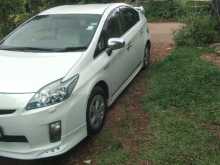 Toyota Prius S 2011 Car