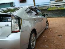 https://riyasewana.com/uploads/toyota-toyota-prius-1423292824182.jpg