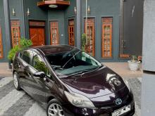 Toyota PRIUS 2013 Car