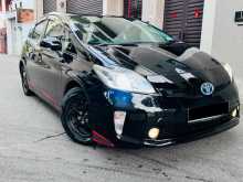 Toyota Prius S LED Anniversary 2014 Car