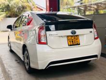 Toyota Prius S LED 2014 Car