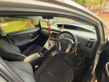 https://riyasewana.com/uploads/toyota-toyota-prius-2013-1812365012834.jpg
