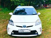 https://riyasewana.com/uploads/toyota-toyota-prius-2014-249012412993.jpg