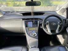 https://riyasewana.com/uploads/toyota-toyota-prius-3014125622133.jpg