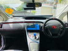 https://riyasewana.com/uploads/toyota-toyota-prius-322271717206.jpg