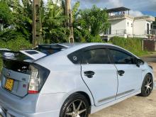 Toyota Prius S 2011 Car