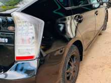 https://riyasewana.com/uploads/toyota-toyota-prius-4722104093.jpg