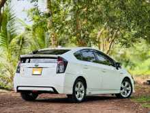 https://riyasewana.com/uploads/toyota-toyota-prius-616203622393.jpg