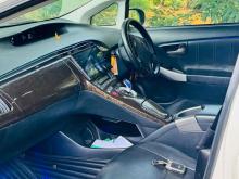 https://riyasewana.com/uploads/toyota-toyota-prius-616214324872.jpg