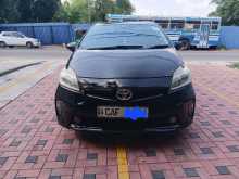 Toyota Prius S Touring 2013 Car