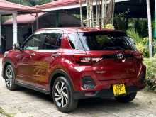 https://riyasewana.com/uploads/toyota-toyota-raize-2019-196573612033.jpg