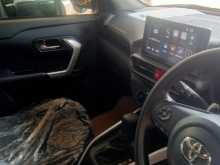 https://riyasewana.com/uploads/toyota-toyota-raize-2025-311481112204.jpg