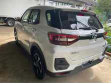 https://riyasewana.com/uploads/toyota-toyota-raize-249020622482.jpg