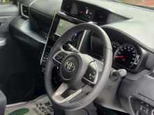 https://riyasewana.com/uploads/toyota-toyota-roomy-1616015922592.jpg
