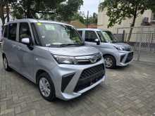 Toyota Roomy X 2023 Car