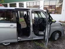 https://riyasewana.com/uploads/toyota-toyota-roomy-2023-3014200412473.jpg
