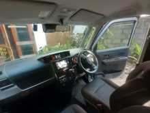 https://riyasewana.com/uploads/toyota-toyota-roomy-2023-915152612723.jpg