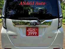 https://riyasewana.com/uploads/toyota-toyota-roomy-21155354313.jpg