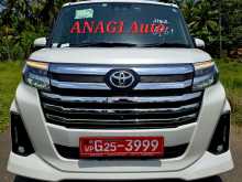 Toyota Roomy Custom G 2022 Car