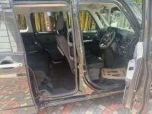 https://riyasewana.com/uploads/toyota-toyota-roomy-22745106935.jpg