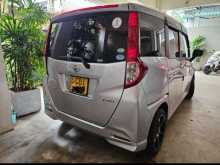 https://riyasewana.com/uploads/toyota-toyota-roomy-231016244153.jpg