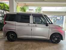https://riyasewana.com/uploads/toyota-toyota-roomy-231016244992.jpg