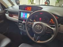 https://riyasewana.com/uploads/toyota-toyota-roomy-231018036274.jpg