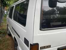 Toyota Shell LH61 1989 Van