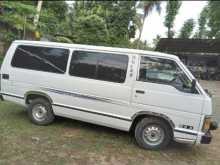 Toyota Shell 1989 Van