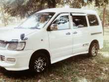 Toyota Toyota .tounace.noh 2002 2002 Van