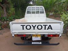 https://riyasewana.com/uploads/toyota-toyota-town-161210466425.jpg