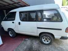 https://riyasewana.com/uploads/toyota-toyota-town-1992-2916095812292.jpg