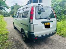 https://riyasewana.com/uploads/toyota-toyota-townace-2811495822812.jpg