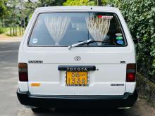 https://riyasewana.com/uploads/toyota-toyota-townace-4918506686.jpg