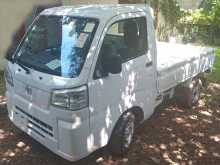 https://riyasewana.com/uploads/toyota-toyota-truck-983239192.jpg