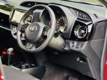 https://riyasewana.com/uploads/toyota-toyota-vitz-115311622262.jpg