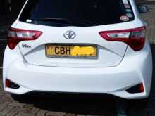 https://riyasewana.com/uploads/toyota-toyota-vitz-131825114332.jpg