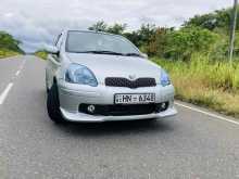 Toyota Vitz 2000 Car