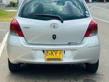 https://riyasewana.com/uploads/toyota-toyota-vitz-14162038473.jpg