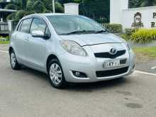 https://riyasewana.com/uploads/toyota-toyota-vitz-14162038664.jpg