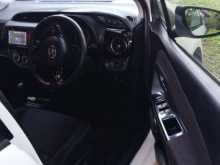 https://riyasewana.com/uploads/toyota-toyota-vitz-14814524713.jpg
